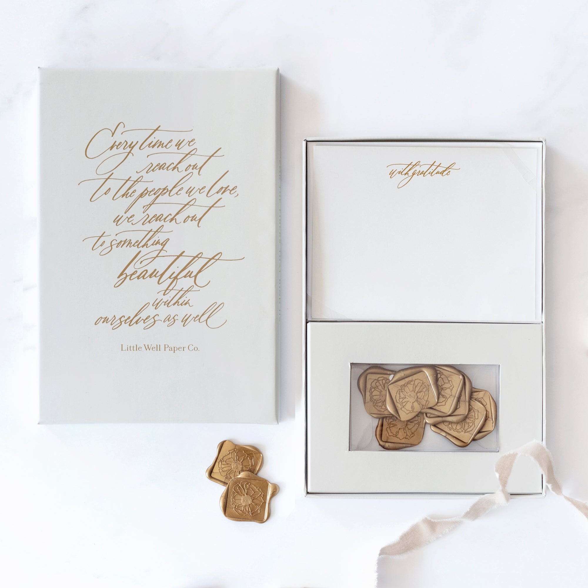 Our "Gratitude" flat note stationery set includes a set of 6 foil printed cards and envelopes with 6 professional grade, self adhesive wax seals.